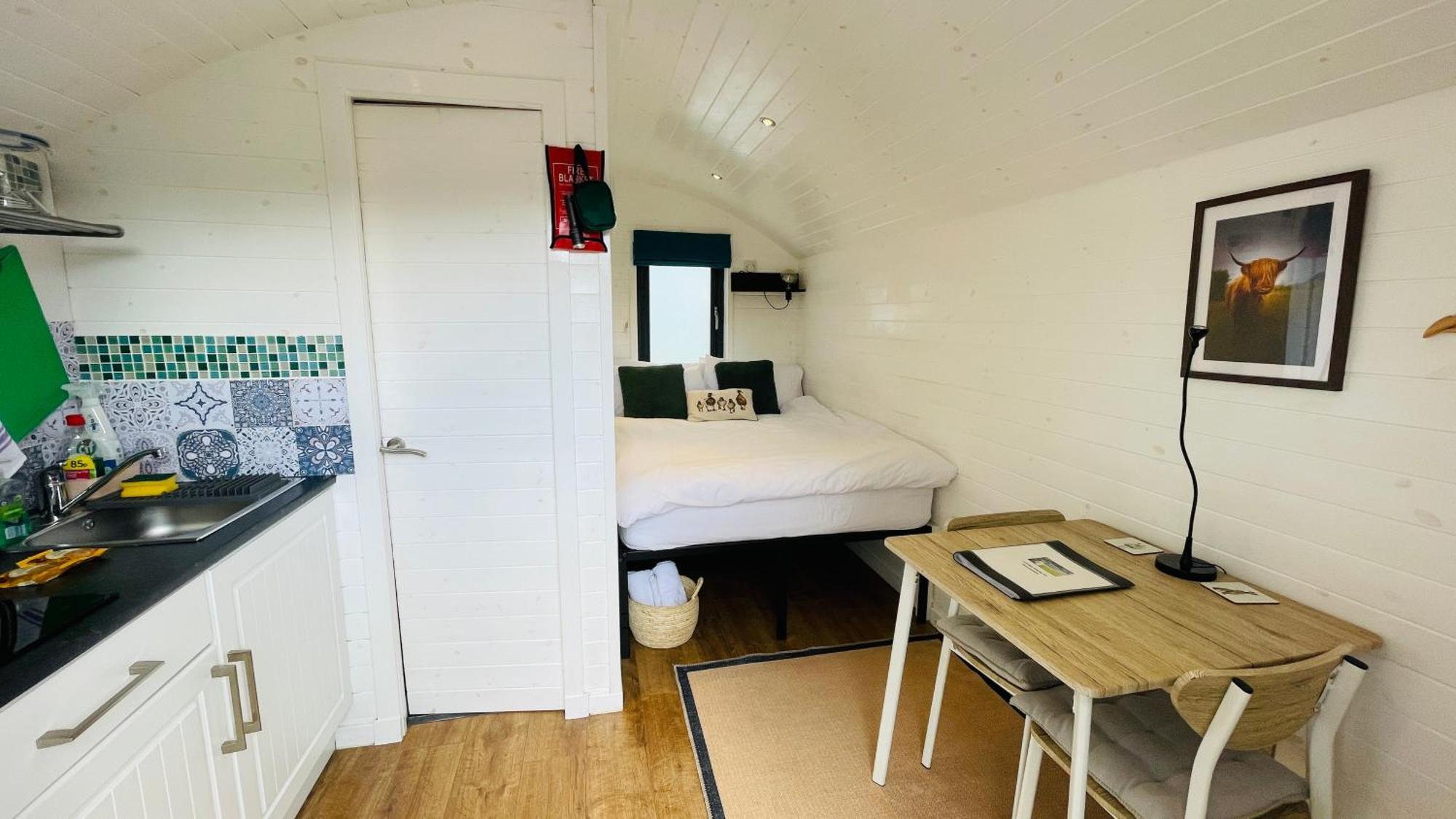 Апартаменты Hideaway Pod Near Loch Ness For A Tranquil Retreat Lewiston Экстерьер фото