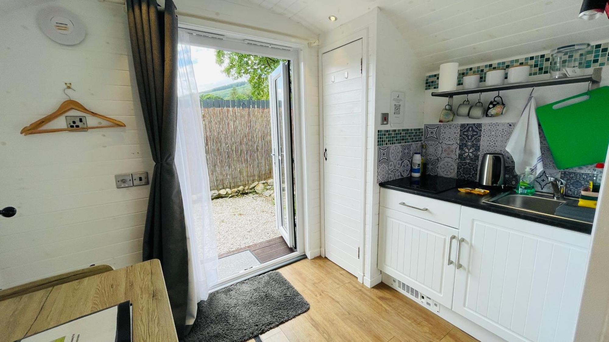Апартаменты Hideaway Pod Near Loch Ness For A Tranquil Retreat Lewiston Экстерьер фото